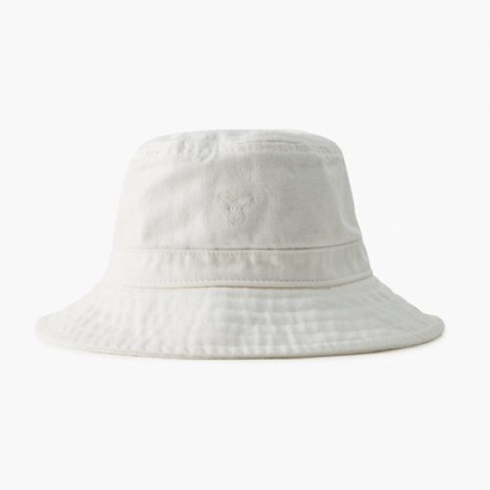 NWT TNA Bucket Hat
